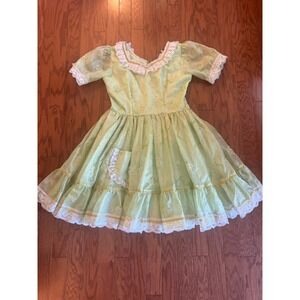 Elegant Lace Trimmed Midi Dress